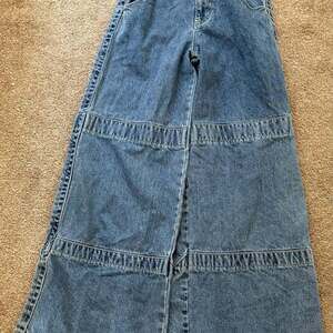 BDG Urban Outfitters Kayla Mid Rise Cargo Jeans Blue Denim Size 26